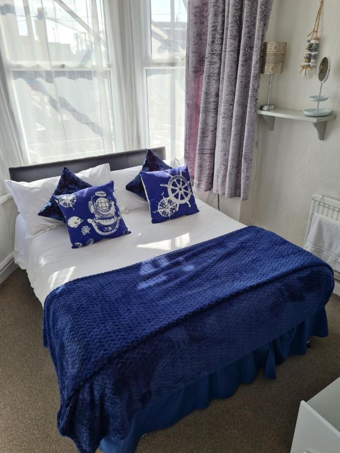 Hotel Waters Edge